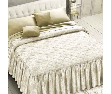 Casabiancheria.it | Copriletto trapuntato matrimoniale GF Ferrari Giada con volant